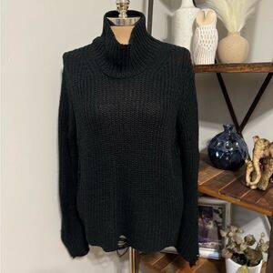 Chaser Distressed Black Chunky Knit Turtleneck Mock Neck Women’s SIZE MED